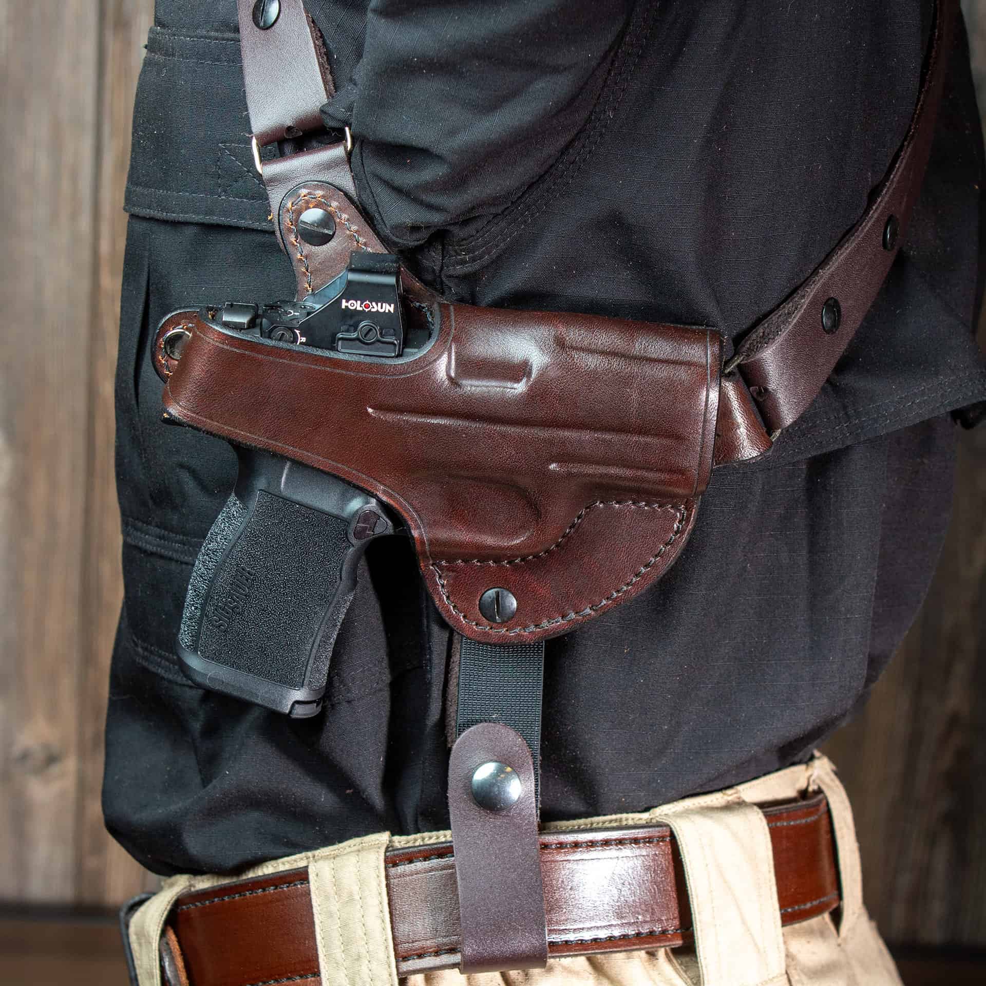 Holsters & Gun Leather