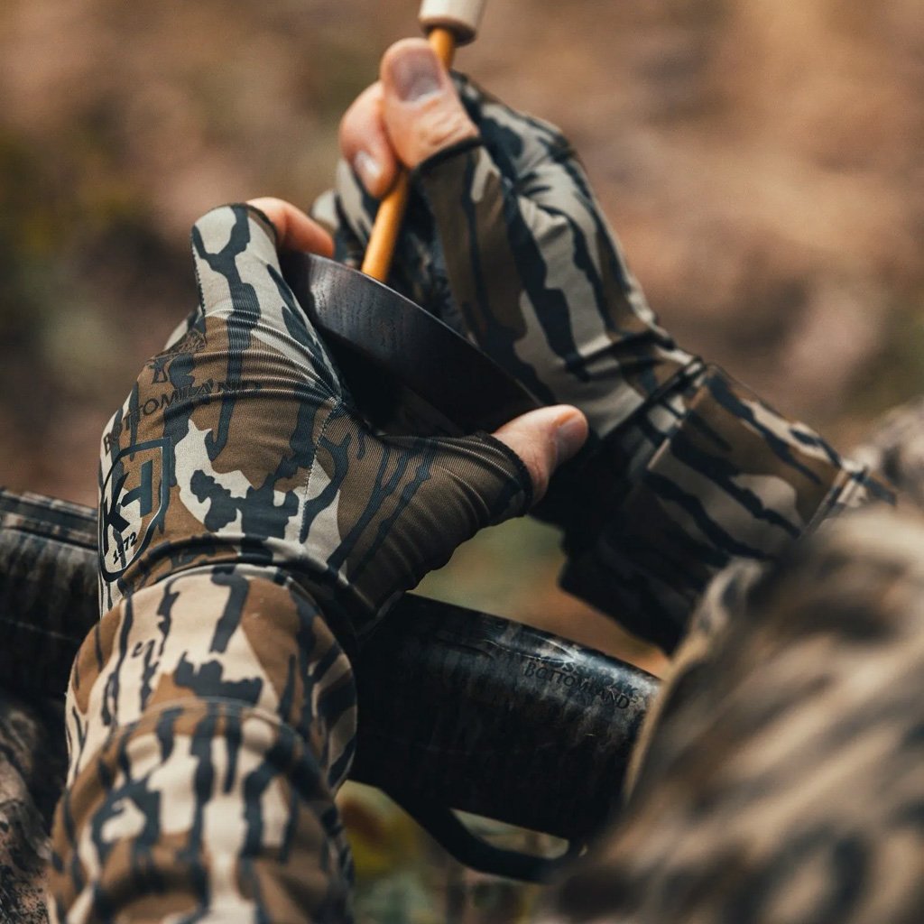Knight and Hale Run N Gun Gloves M.O Original Bottomland - Image 2